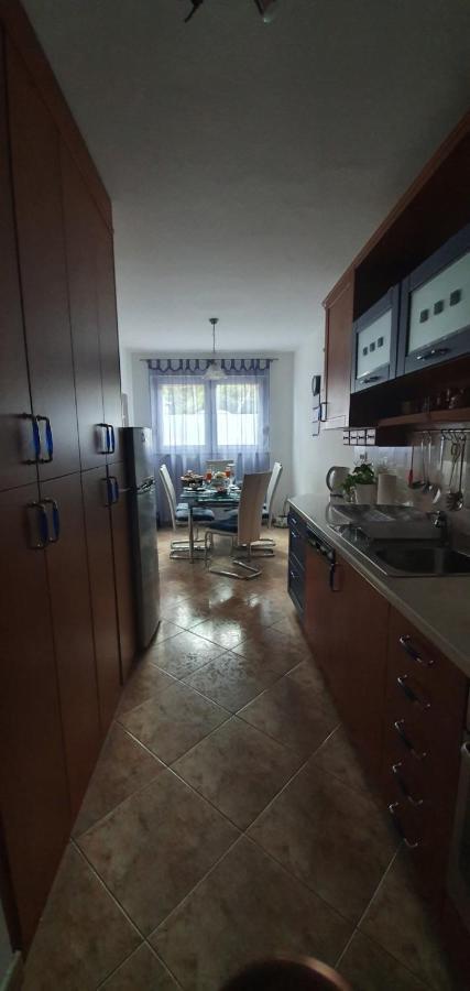 Daisy Apartment Pula Exterior photo
