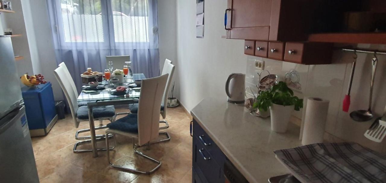 Daisy Apartment Pula Exterior photo